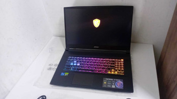 MSI KATANA 17 B13VEK-1035XTR I7-13620H 16G(OUTLET)
